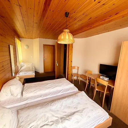 Gebidem Hotel